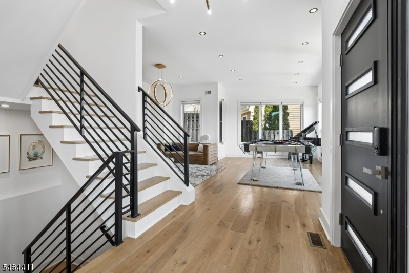 301 Kingsland Rd Property Photo 4