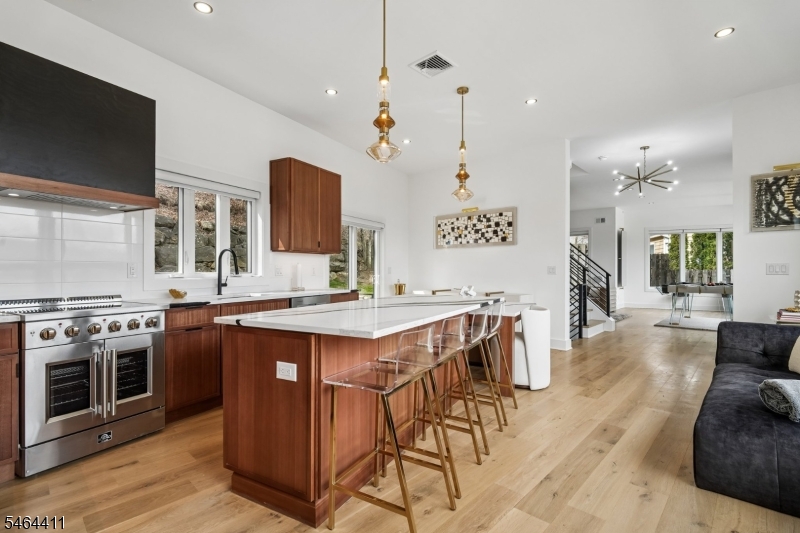 301 Kingsland Rd Property Photo 14