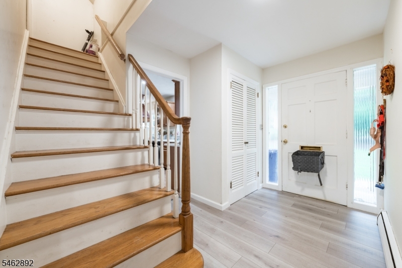 119 Division Ave Property Photo 4