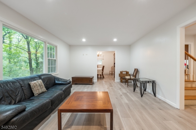 119 Division Ave Property Photo 6