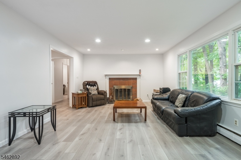 119 Division Ave Property Photo 7