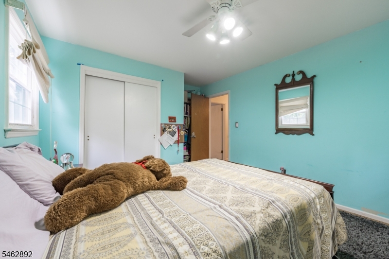 119 Division Ave Property Photo 19