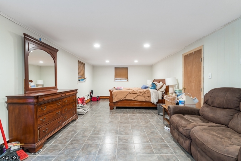119 Division Ave Property Photo 24