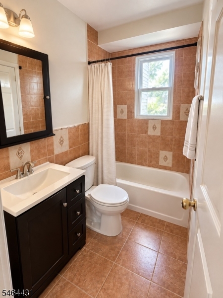 78 Midland Ave Property Photo 6