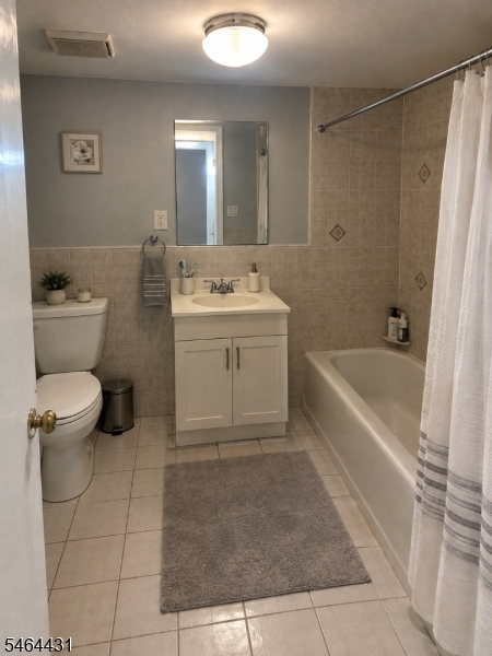 78 Midland Ave Property Photo 14