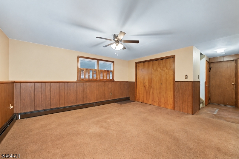 222 Vreeland Ave Property Photo 23