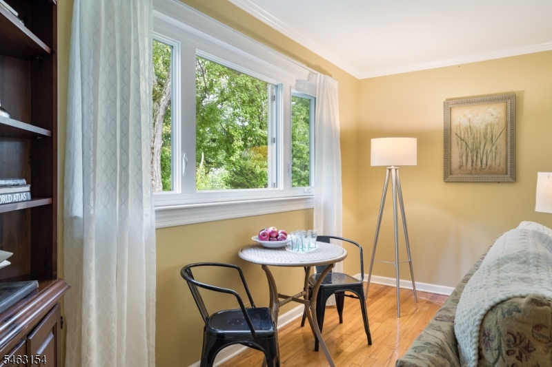 43 Chaucer Dr Property Photo 11
