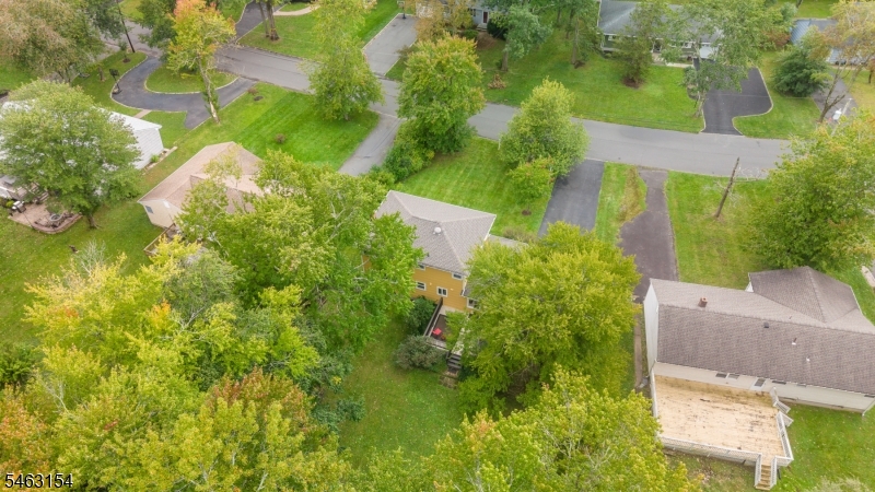 43 Chaucer Dr Property Photo 27