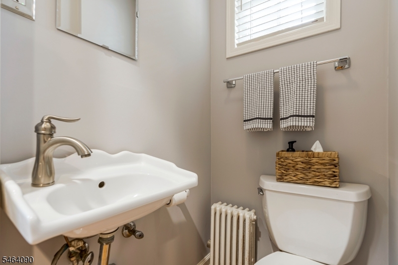 124 College Pl Property Photo 20