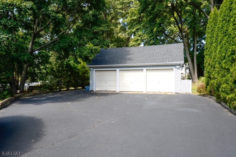 45 Hill St Property Photo 2