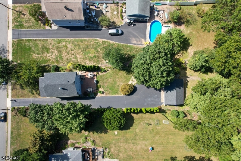 45 Hill St Property Photo 3