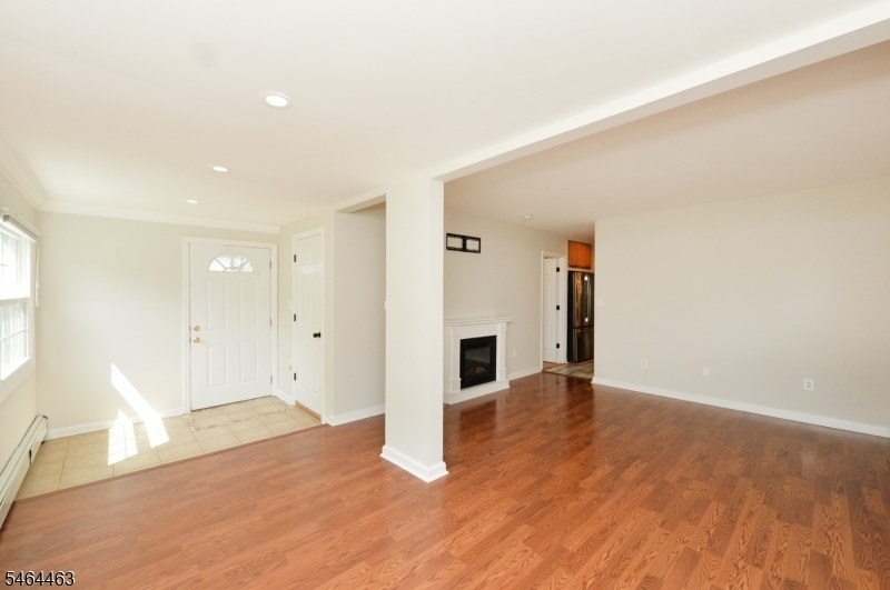45 Hill St Property Photo 8