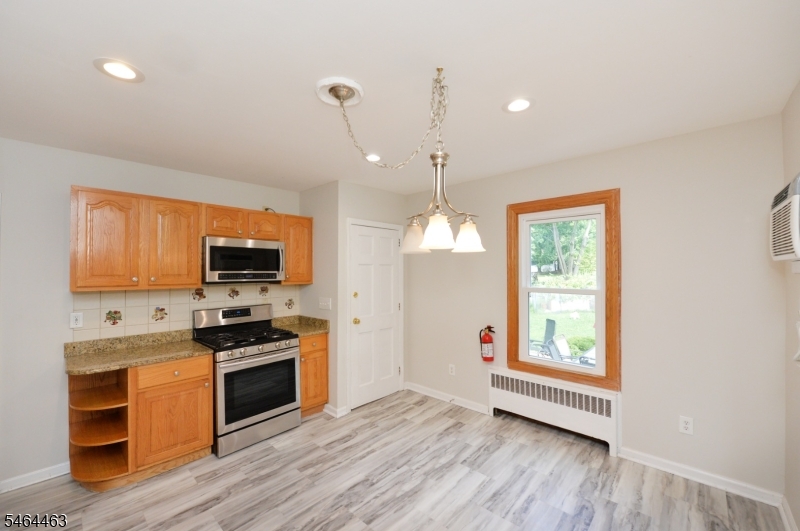 45 Hill St Property Photo 12