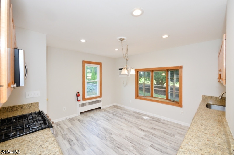 45 Hill St Property Photo 14