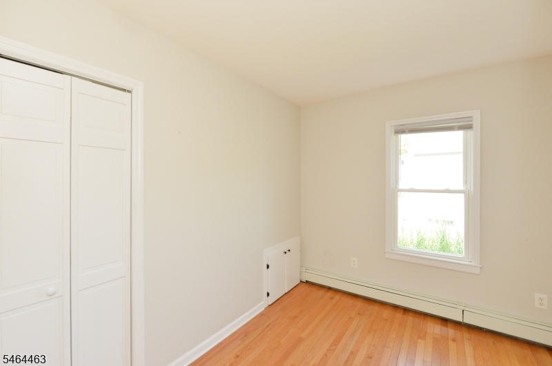 45 Hill St Property Photo 18