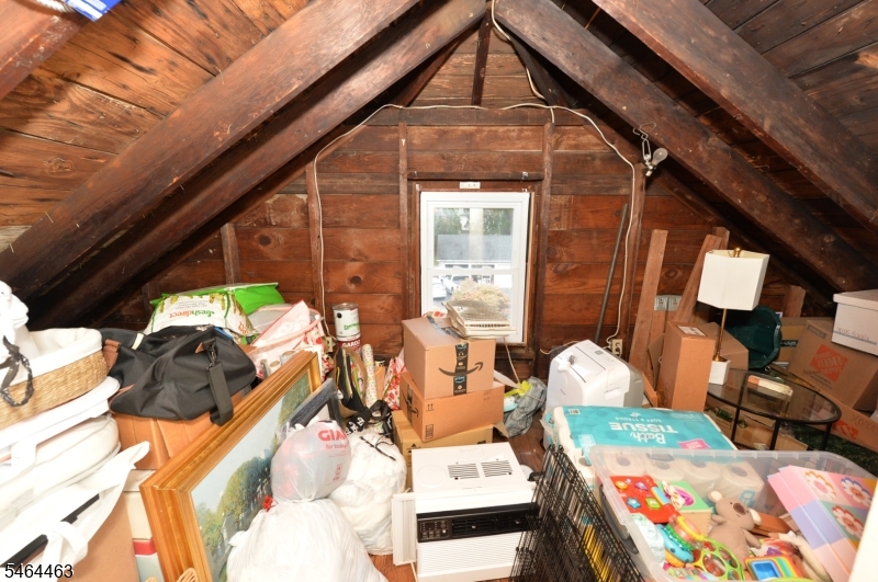 45 Hill St Property Photo 34