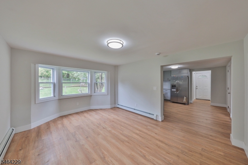 502 River Rd Property Photo 14