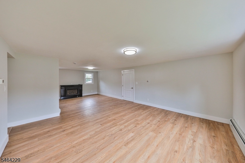 502 River Rd Property Photo 15