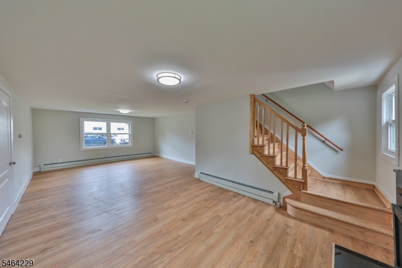 502 River Rd Property Photo 18