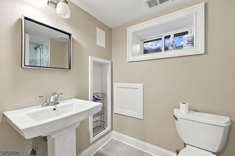 14 Catherine Ln Property Photo 26