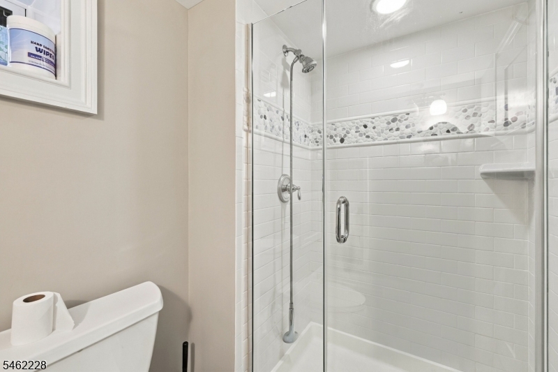 14 Catherine Ln Property Photo 27
