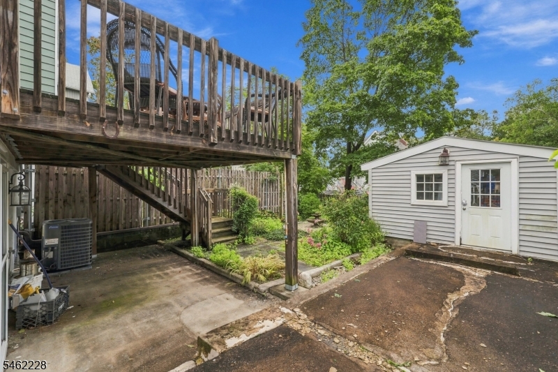 14 Catherine Ln Property Photo 30