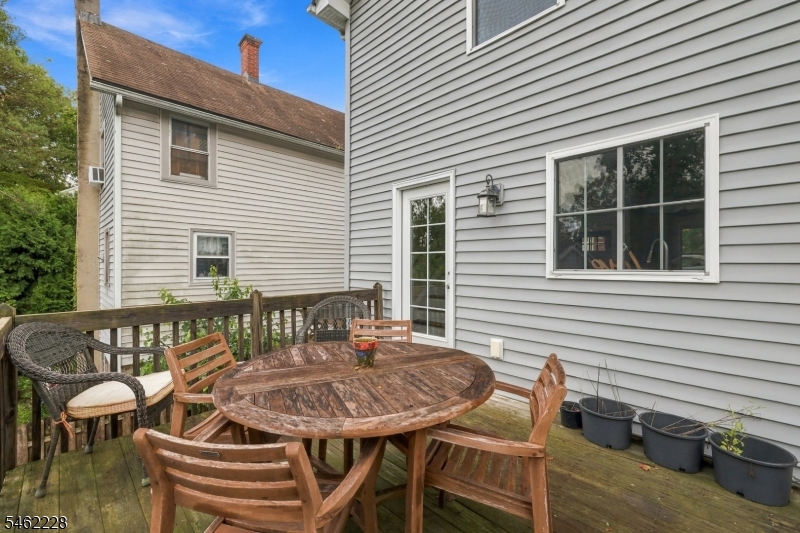 14 Catherine Ln Property Photo 33