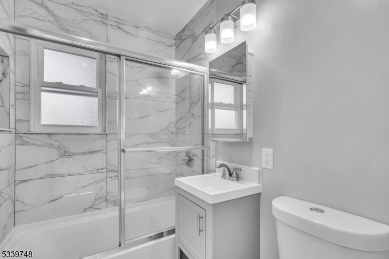 1300 Fulton St 4 Property Photo 4