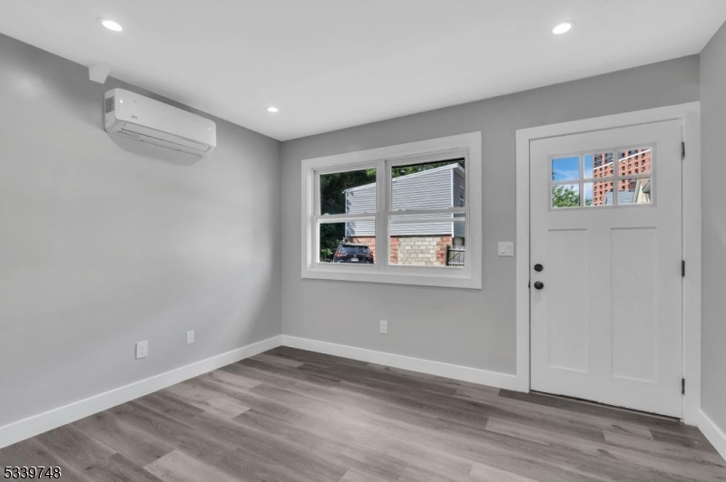 1300 Fulton St 4 Property Photo 6