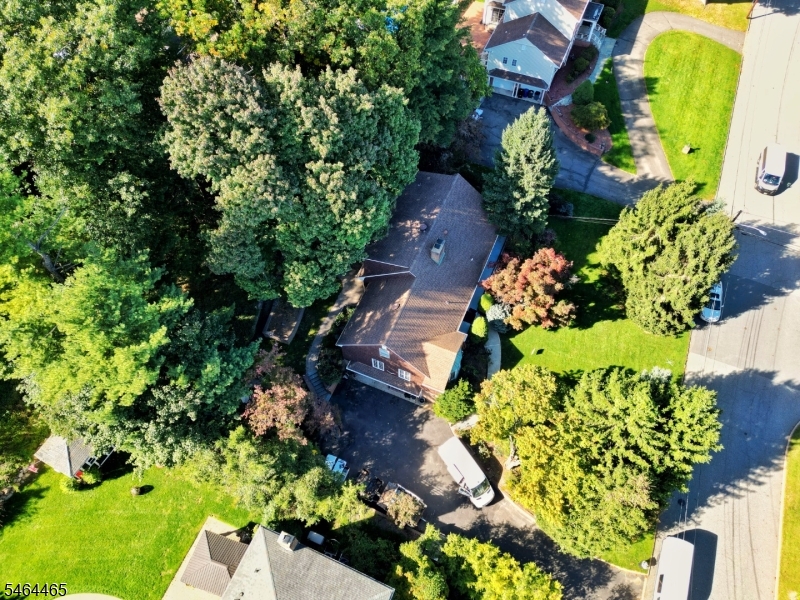 26 Faber Dr Property Photo 2