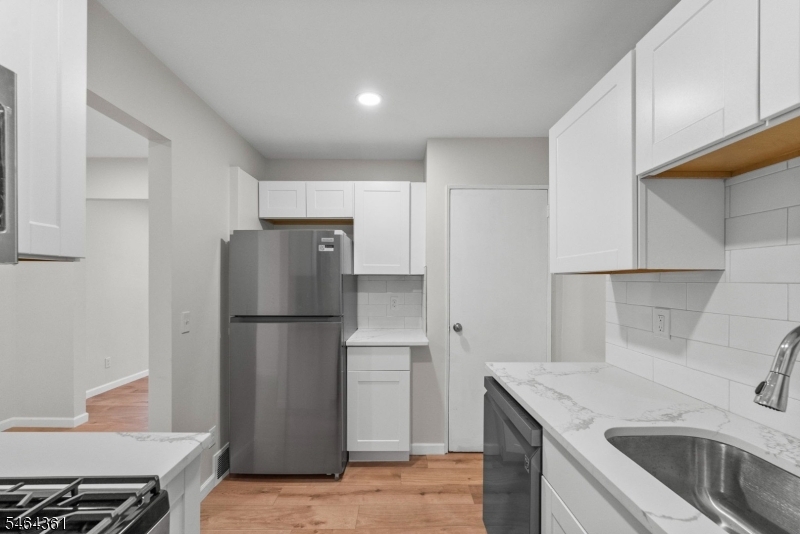 925 Middlesex St Property Photo 15