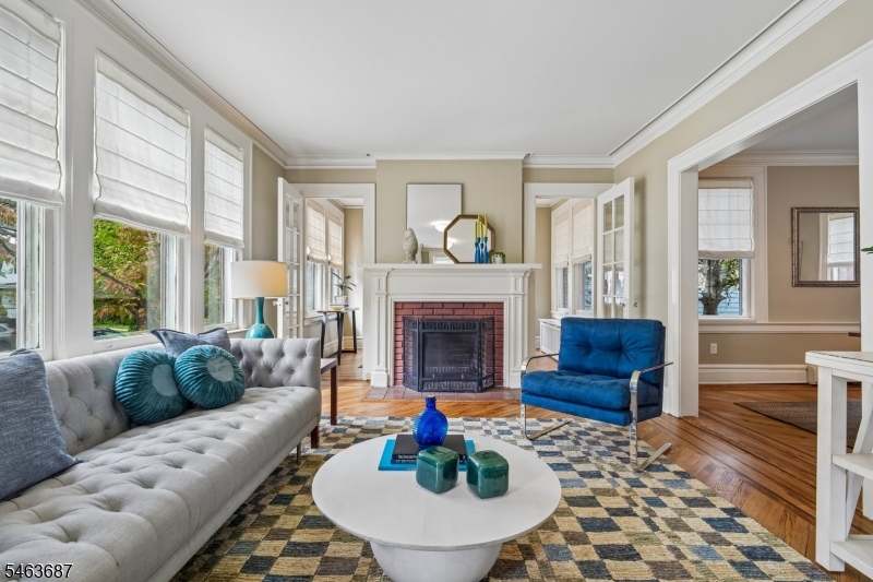53 Park Ave Property Photo 5