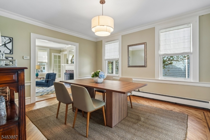 53 Park Ave Property Photo 10