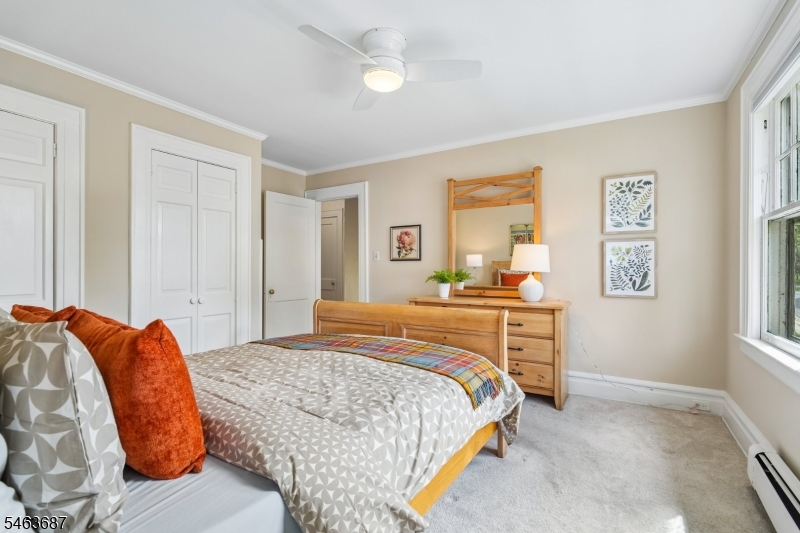 53 Park Ave Property Photo 19