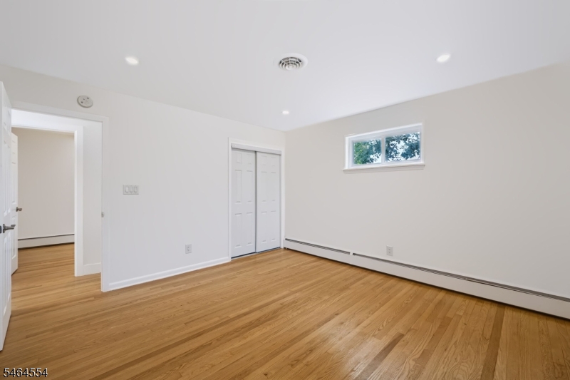 644 Pursel St Property Photo 17