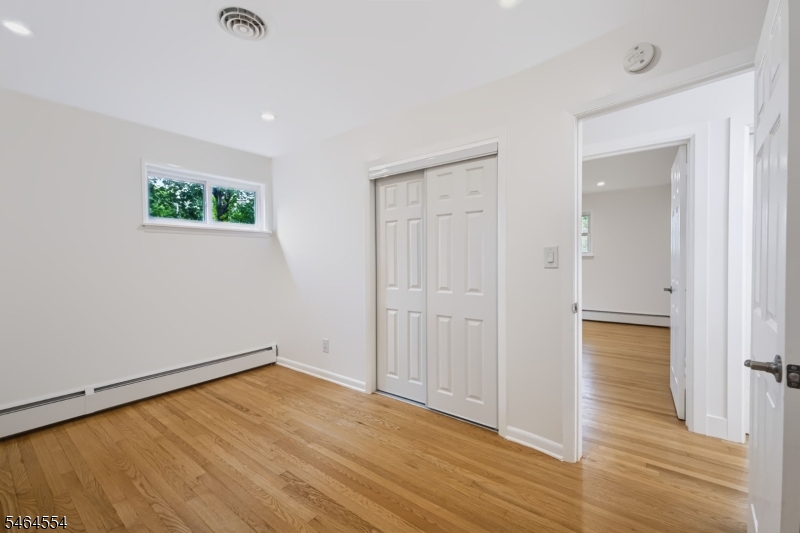 644 Pursel St Property Photo 19