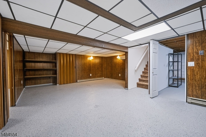 644 Pursel St Property Photo 22