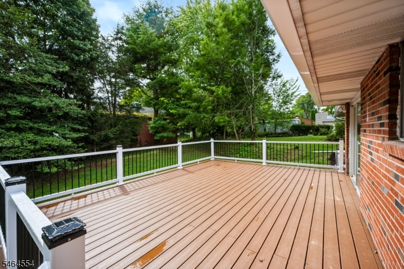 644 Pursel St Property Photo 36
