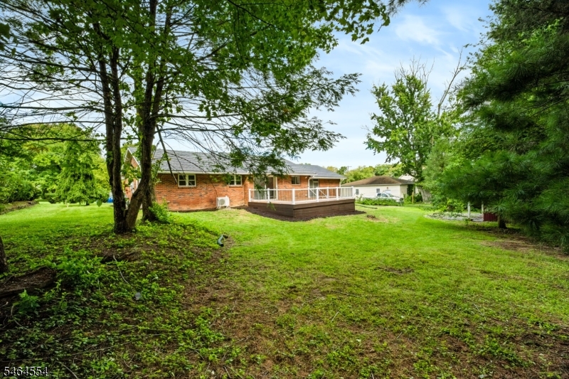 644 Pursel St Property Photo 40