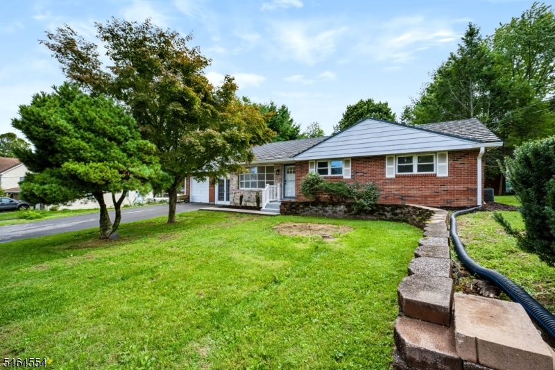 644 Pursel St Property Photo 44