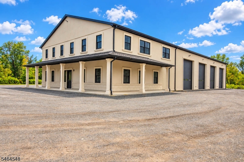 406 County Rd 565 - Unit D Property Photo 2