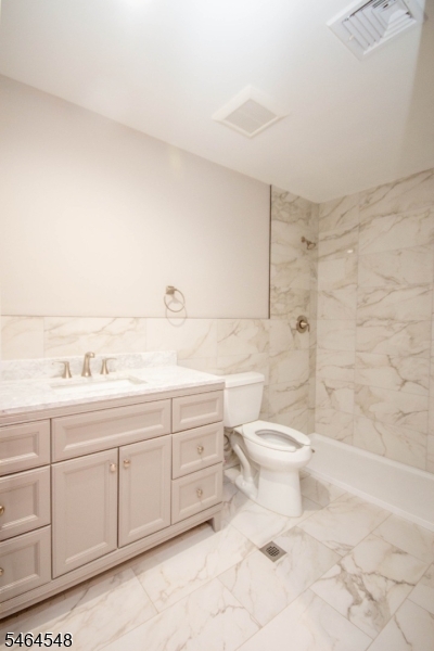 406 County Rd 565 - Unit D Property Photo 8