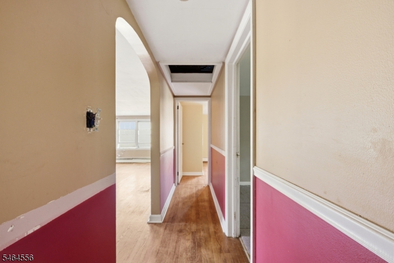 15 Roosevelt Ave Property Photo 11