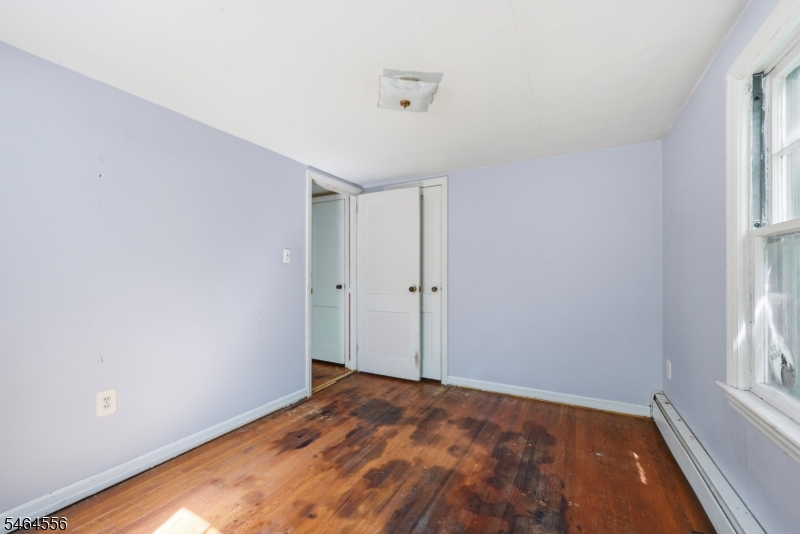 15 Roosevelt Ave Property Photo 18