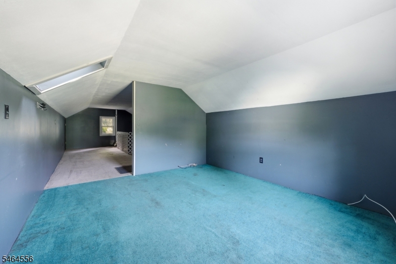 15 Roosevelt Ave Property Photo 22
