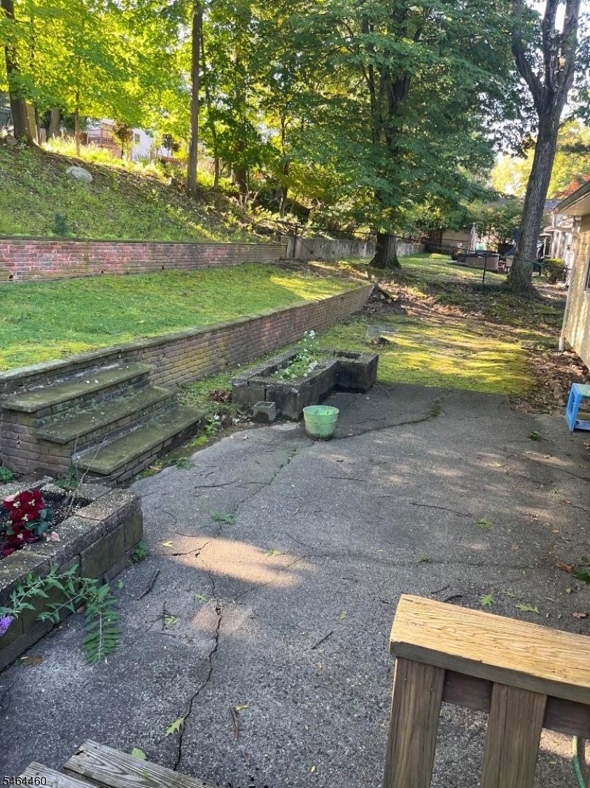 20 Mitchell Ave Property Photo 11