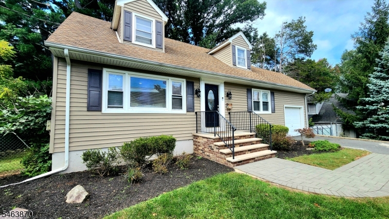 11 Brookhill Pl Property Photo 2