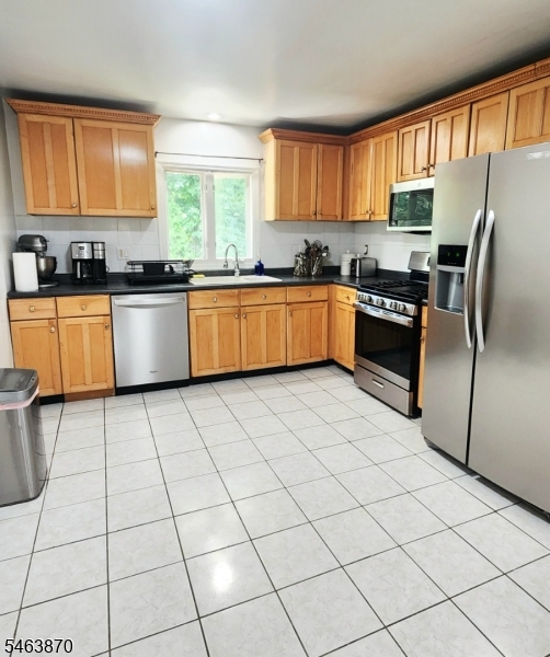 11 Brookhill Pl Property Photo 5