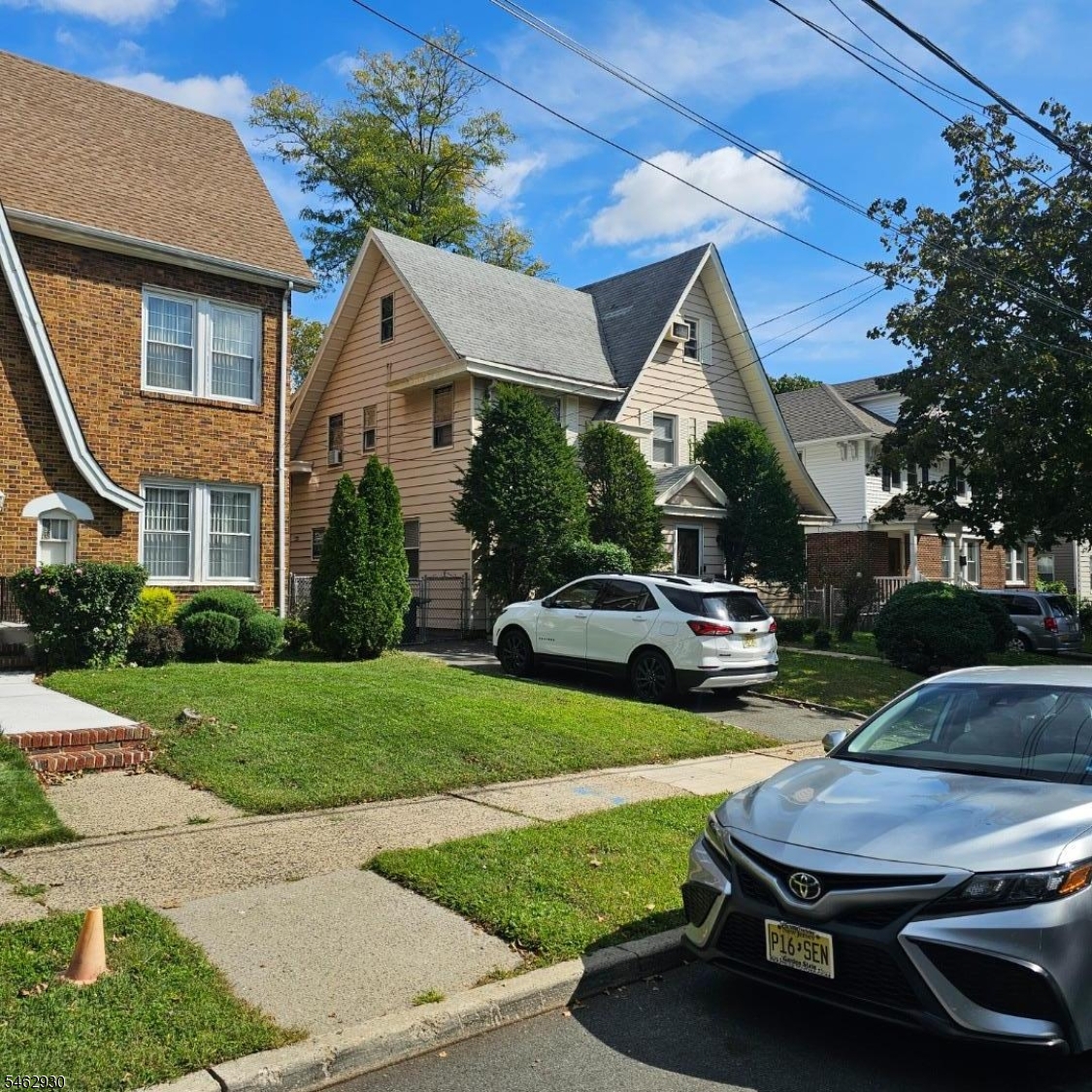 65 Hansbury Ave Property Photo 2