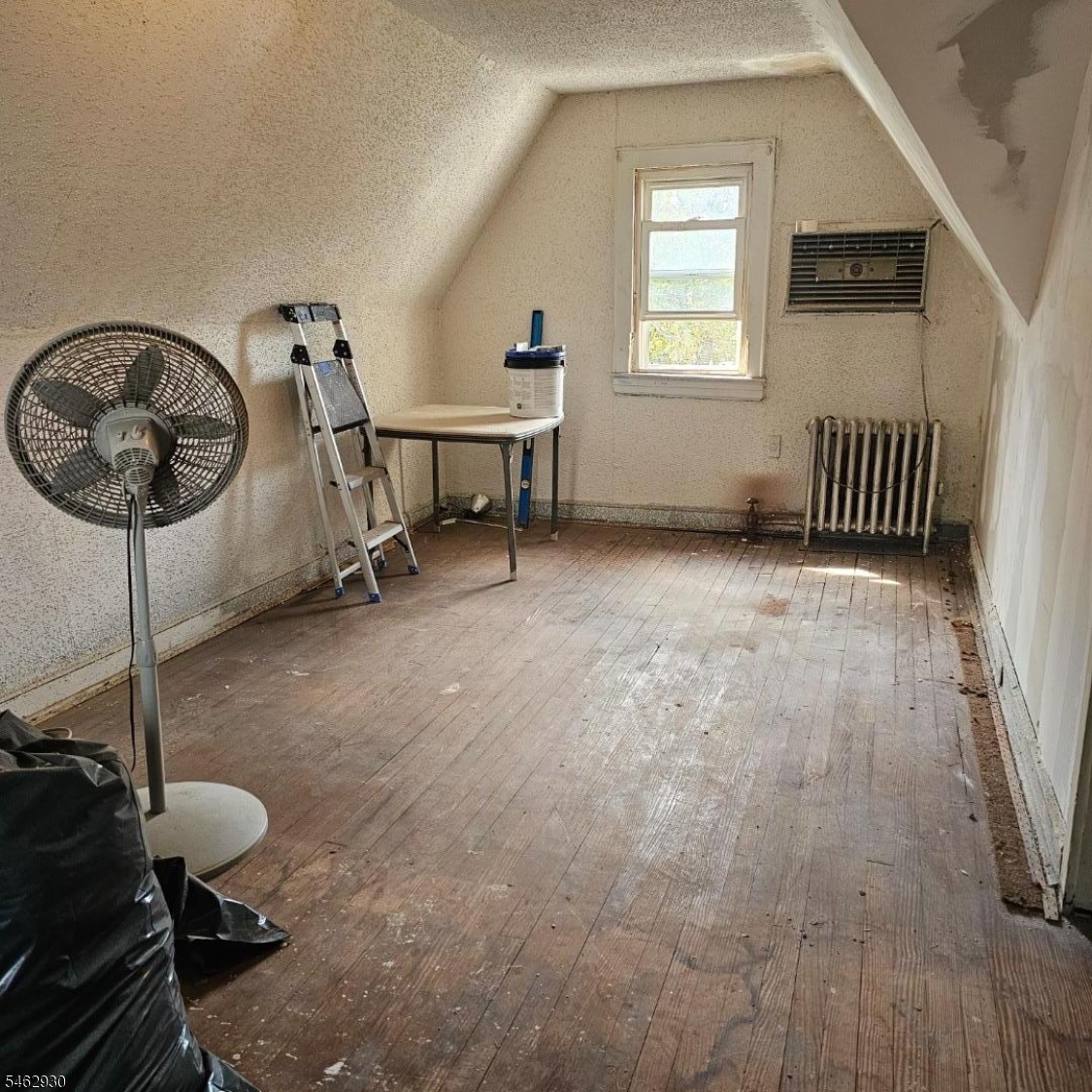 65 Hansbury Ave Property Photo 15